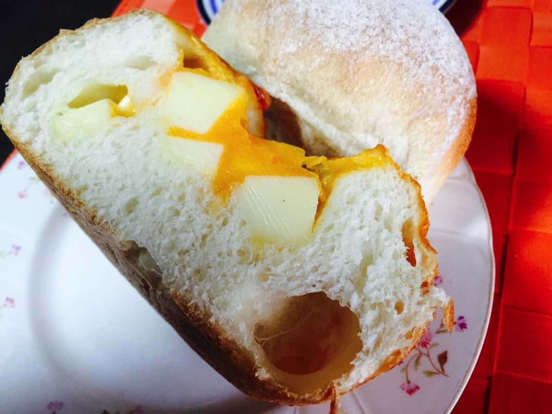 dandersen_チェダーチーズパン.jpg アンデルセン チェダーチーズパン