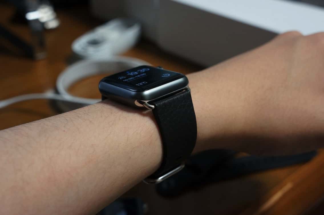 Apple Watch バンド付け替え.jpg Apple Watch バンド付け替え