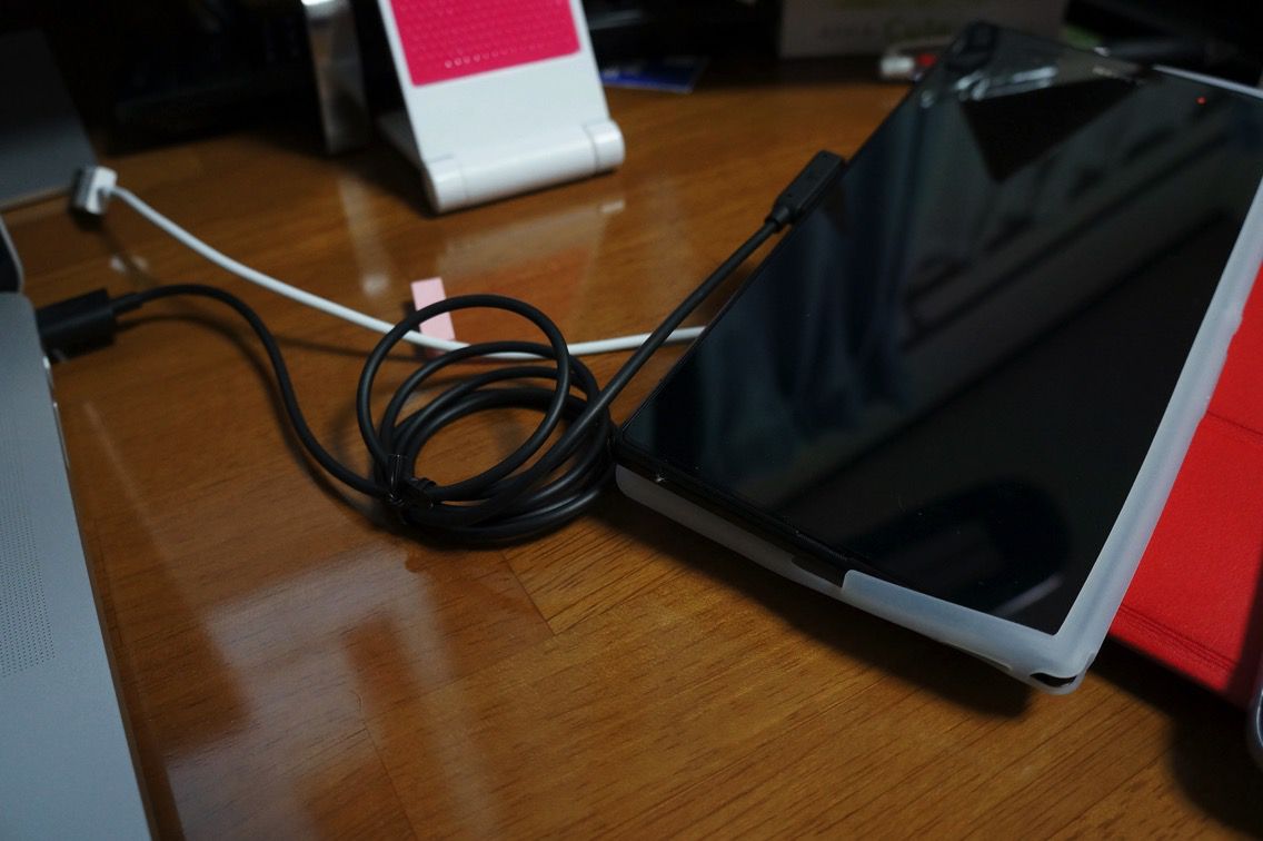 Xperia_Z_Ultra_充電方法.jpg Xperia Z Ultra 充電方法