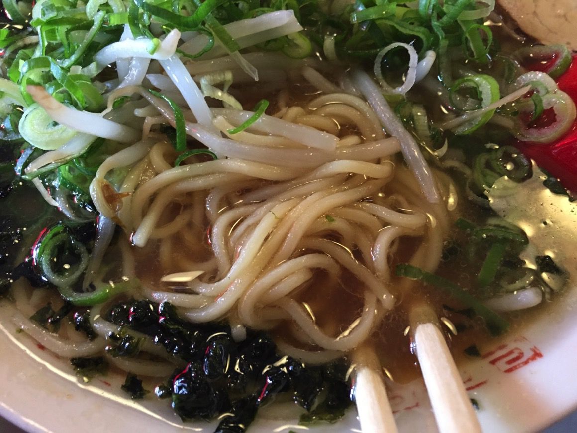 ラーメンの麺と甘い油.jpg ラーメンの麺と甘い油